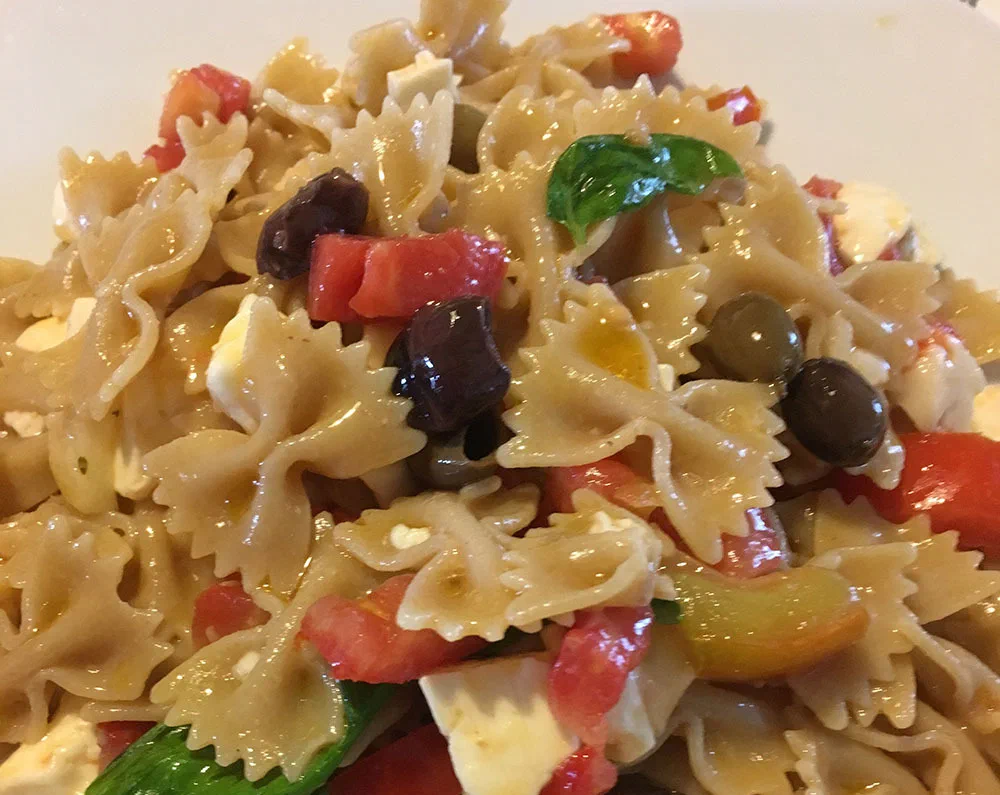 Insalata di pasta caprese