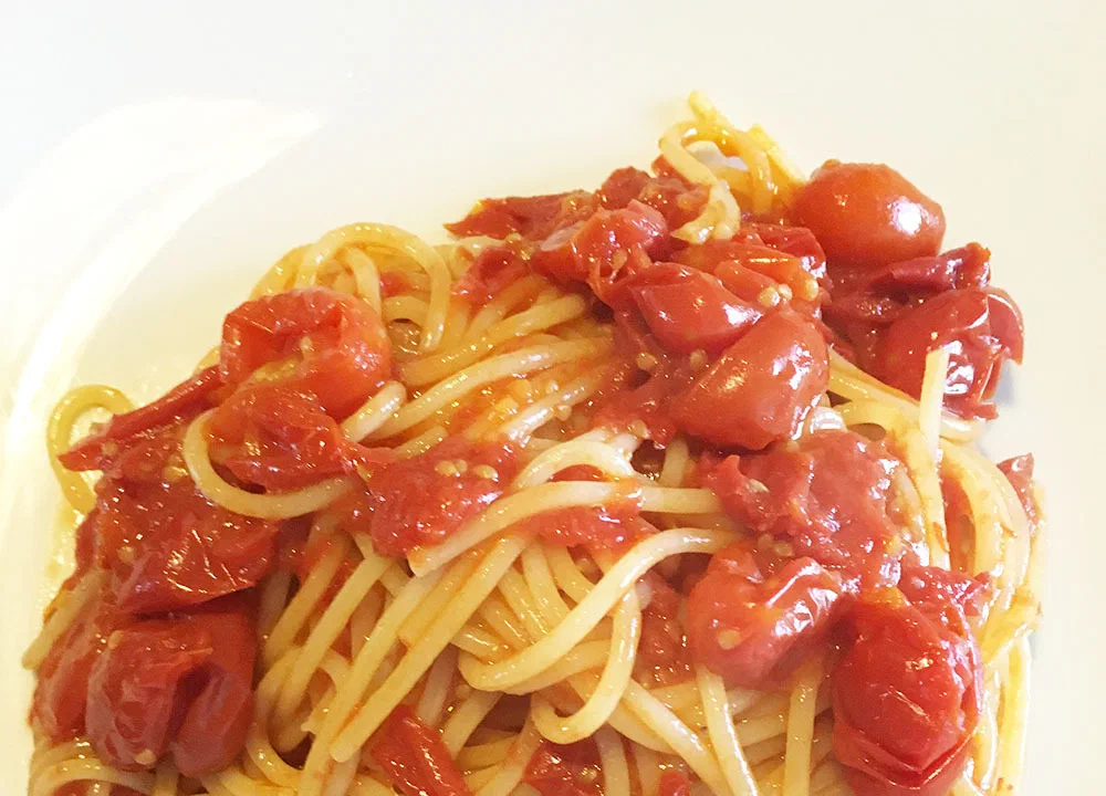 Spaghetti di farro e datterini